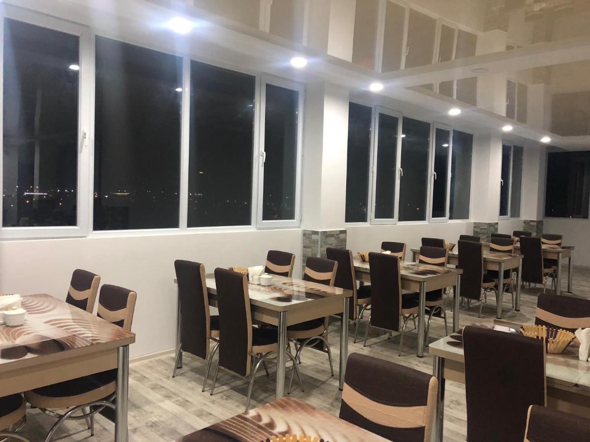 Hotel Royal Georgia Batumi Kültér fotó